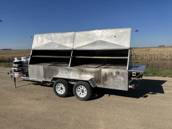 Model 1240GSS Towable Gas Grill – Stainless - Image 7