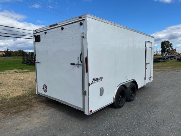 Homesteader 8.5 x 16 V-Nose Enclosed Car Hauler – Ramp Door - Image 4