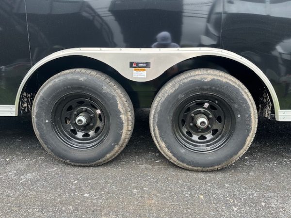 Car Mate Avalanche 8.5 x 24 V-Nose Enclosed Car Trailer – Torsion - Image 8