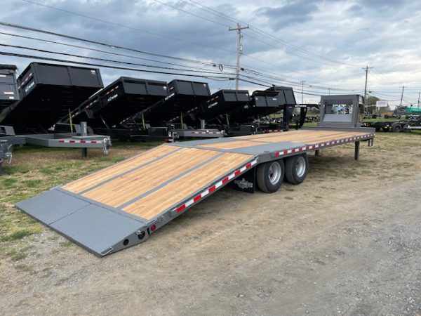 BWise 8 x 30 Gooseneck Deckover Equipment Trailer – Hydraulic Tail - Image 7
