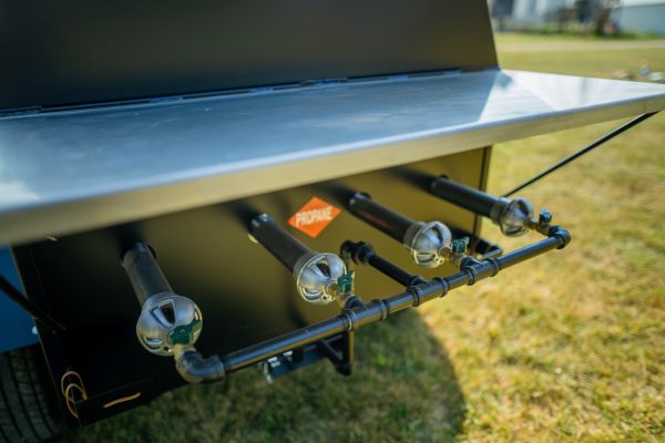Model 7240CSS Towable Charcoal Grill – Stainless - Image 8