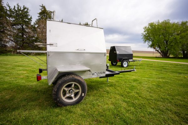 Model 4830CSS Towable Charcoal Grill – Stainless