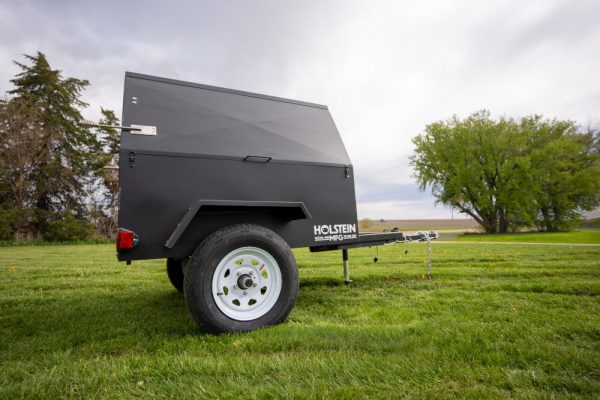 Model 4830C Towable Charcoal Grill