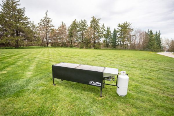 Model 2472G Professional Gas Grill - Image 2