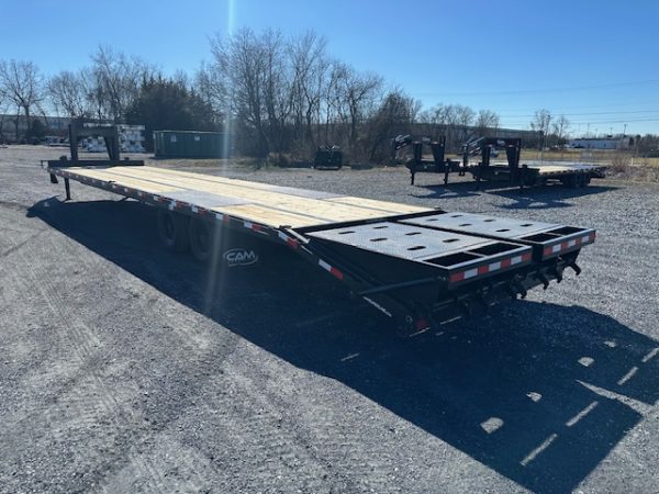 CAM Superline 8 x 40 Deckover Gooseneck Equipment Trailer - Image 5