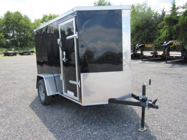 Diamond Cargo 5 x 8 Enclosed Cargo Trailer – 6″ Added Height