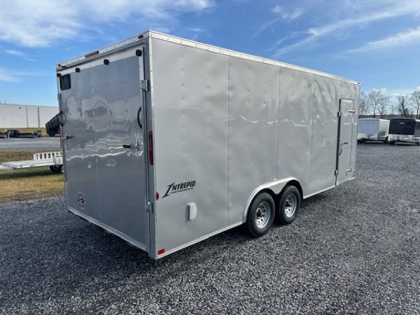 Homesteader 8.5 x 20 V-Nose Enclosed Car Hauler - Image 7