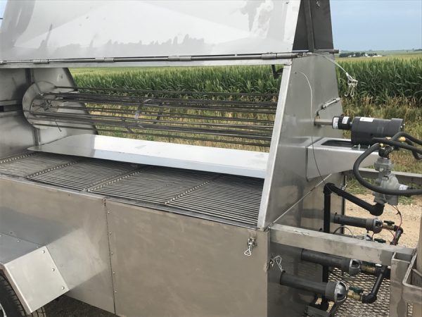 Model 1240GSS Towable Gas Grill – Stainless - Image 2