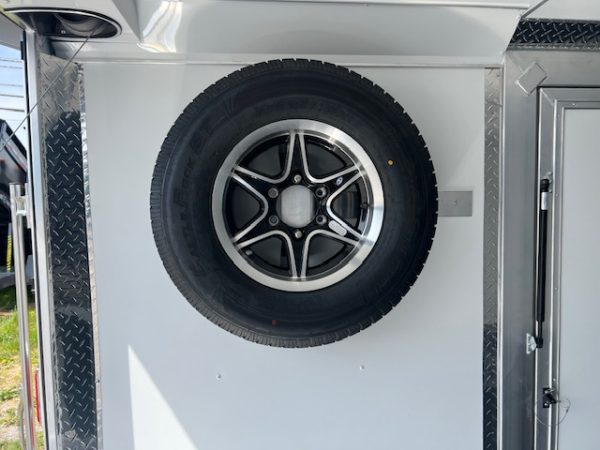 Legend Trailmaster 8.5 x 20 Aluminum Enclosed Car Trailer - Image 13
