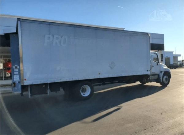 2019 HINO 338 DRY VAN TRUCK FOR SALE - Image 9