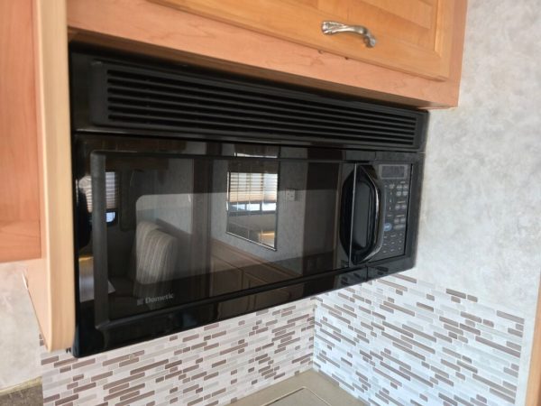 2003 Coachmen Elite 376DS - Image 18