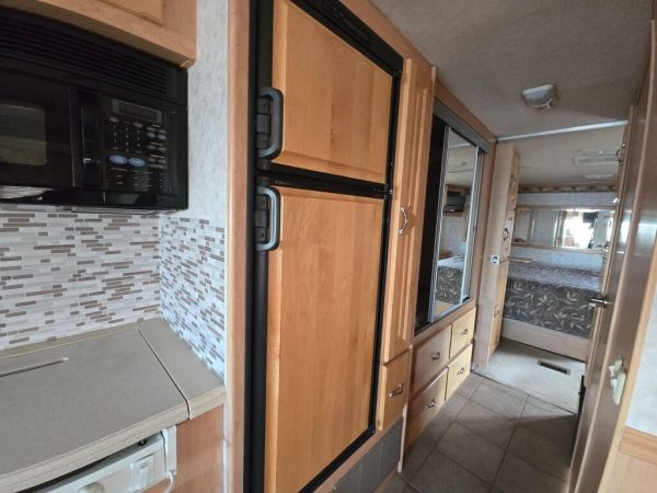 2003 Coachmen Elite 376DS - Image 19