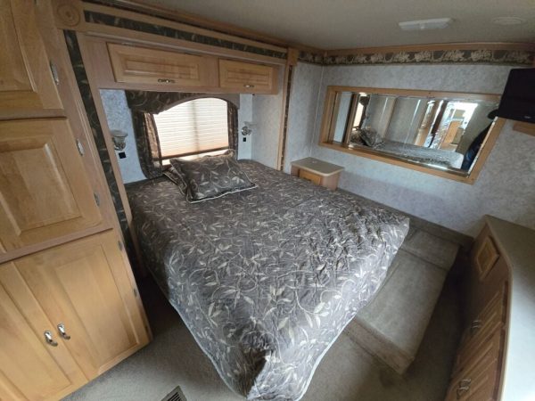 2003 Coachmen Elite 376DS - Image 23