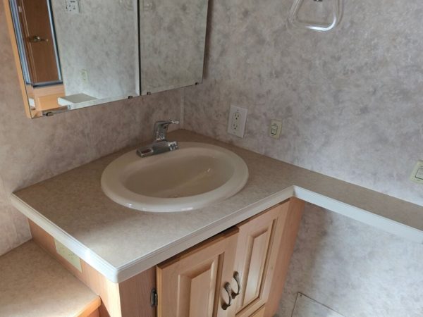 2003 Coachmen Elite 376DS - Image 25