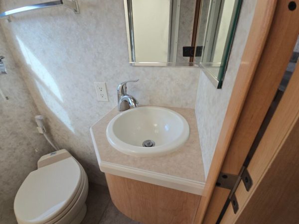 2003 Coachmen Elite 376DS - Image 27