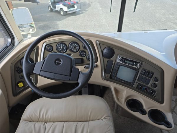 2003 Coachmen Elite 376DS - Image 10