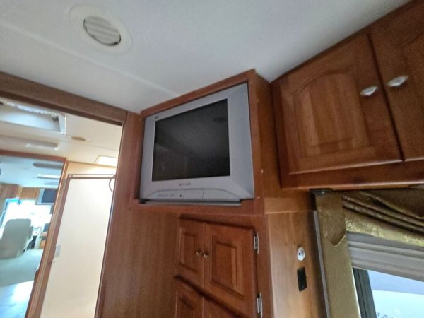 2005 Tiffin Motorhomes Allegro 40TSP - Image 14