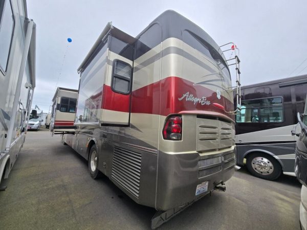 2005 Tiffin Motorhomes Allegro 40TSP - Image 4