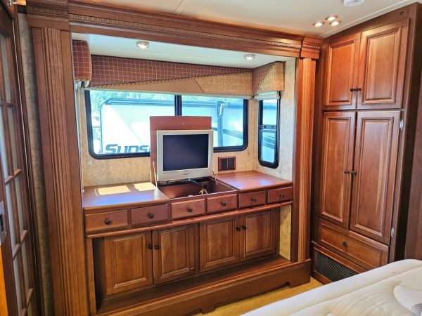 2007 Itasca Horizon 40FD - Image 25