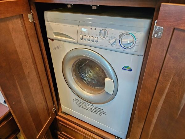 2007 Itasca Horizon 40FD - Image 28
