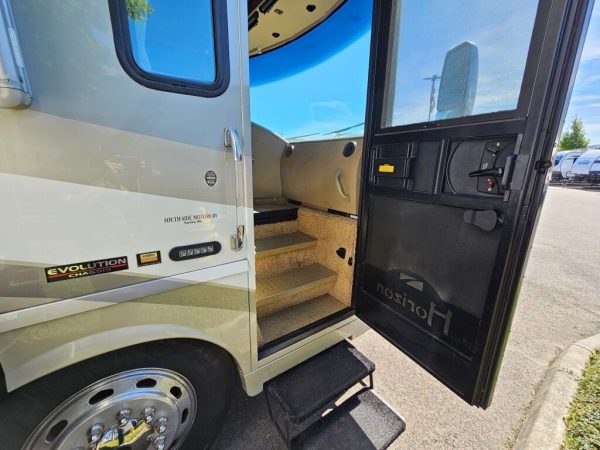 2007 Itasca Horizon 40FD - Image 9