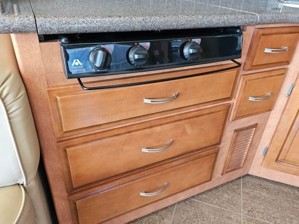 2010 Newmar Ventana 3933 - Image 27