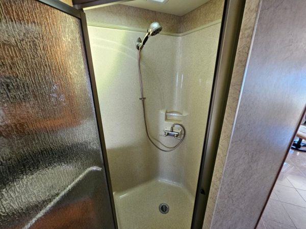 2010 Newmar Ventana 3933 - Image 39