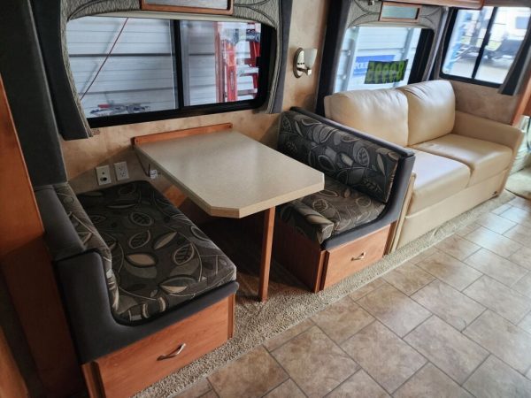 2010 Tiffin Motorhomes Allegro 34TGA - Image 11