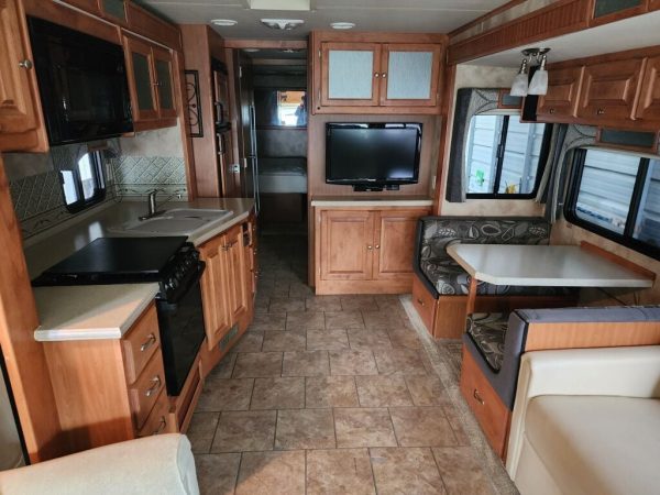 2010 Tiffin Motorhomes Allegro 34TGA - Image 6