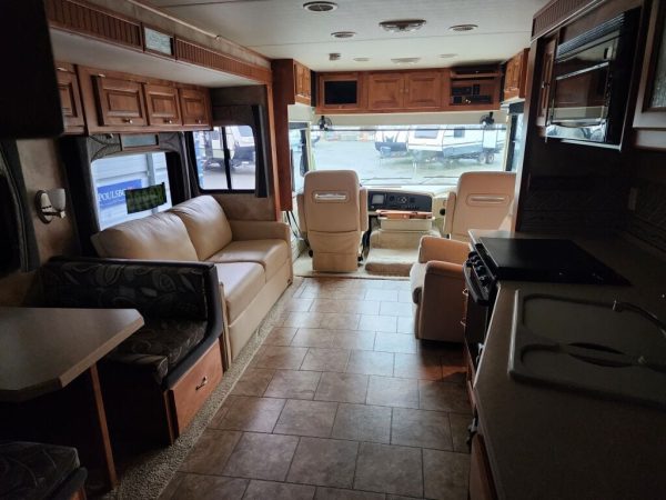 2010 Tiffin Motorhomes Allegro 34TGA - Image 10