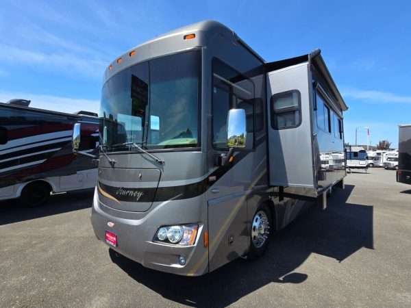 2010 Winnebago Journey 40L - Image 3