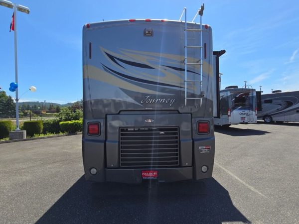 2010 Winnebago Journey 40L - Image 6