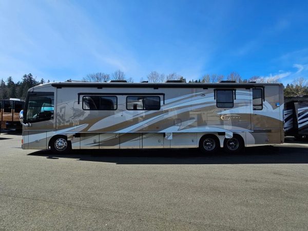 2011 Itasca Elipse 42QD - Image 2