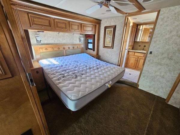 2011 Itasca Elipse 42QD - Image 24
