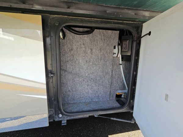 2011 Itasca Elipse 42QD - Image 5