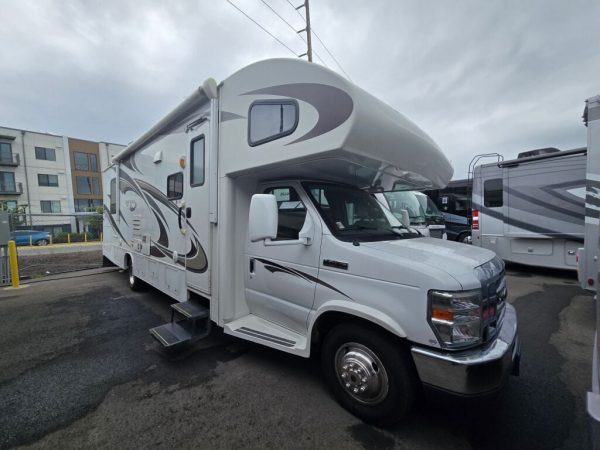 2011 Jayco Greyhawk 31SS - Image 2