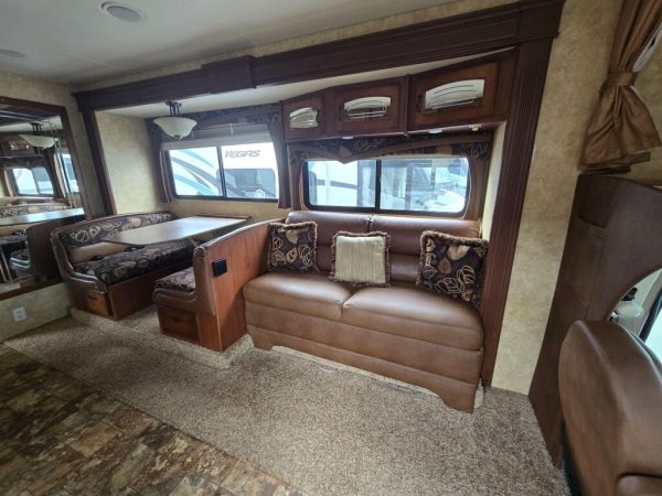 2011 Jayco Greyhawk 31SS - Image 7