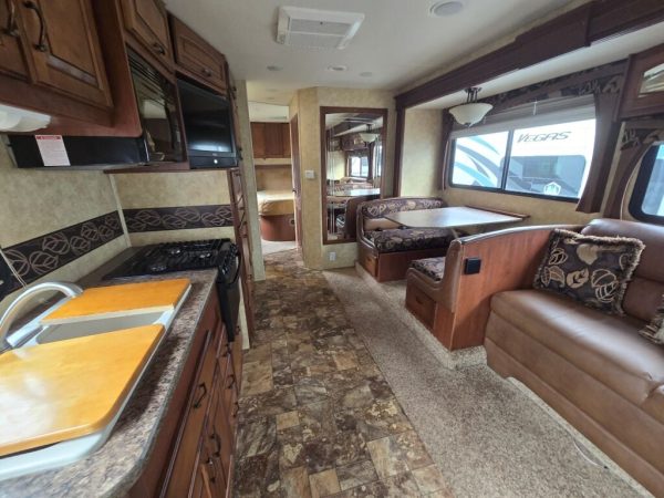 2011 Jayco Greyhawk 31SS - Image 8