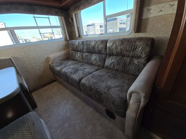 2011 Northwood Nash 21-5R - Image 15