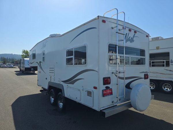 2011 Northwood Nash 21-5R - Image 6