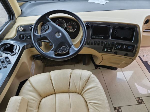 2011 Tiffin Motorhomes Allegro Bus 43QGP - Image 10