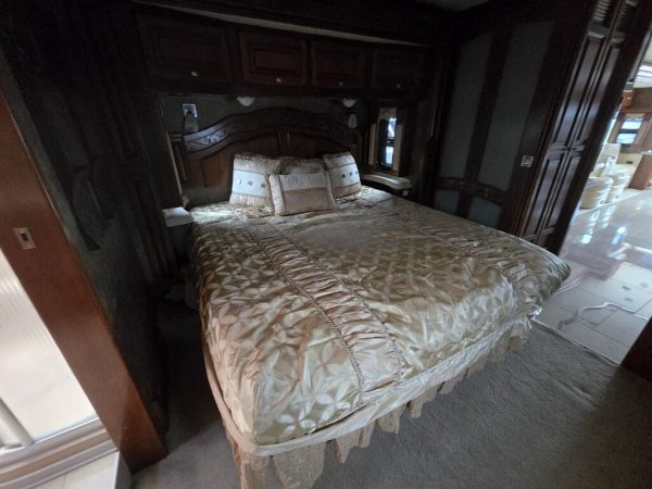 2012 Tiffin Motorhomes Allegro Bus 43QGP - Image 15