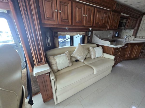 2012 Tiffin Motorhomes Allegro Bus 43QGP - Image 9