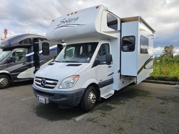 2013 Forest River Solera 24S - Image 2