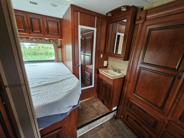 2013 Forest River Solera 24S - Image 12
