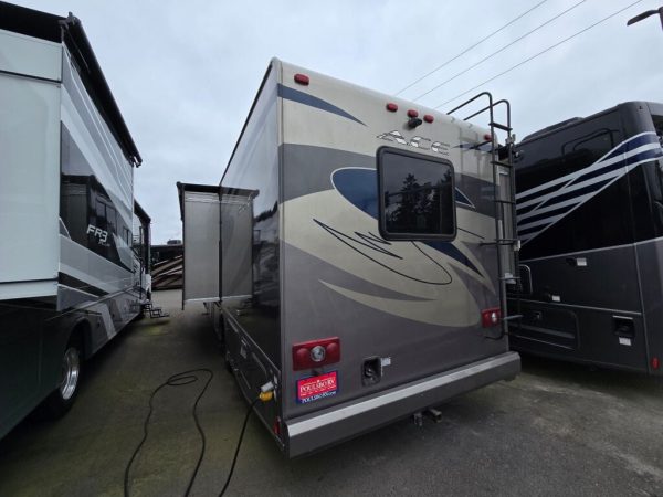 2013 Thor Motor Coach A.C.E. 30.1 - Image 4