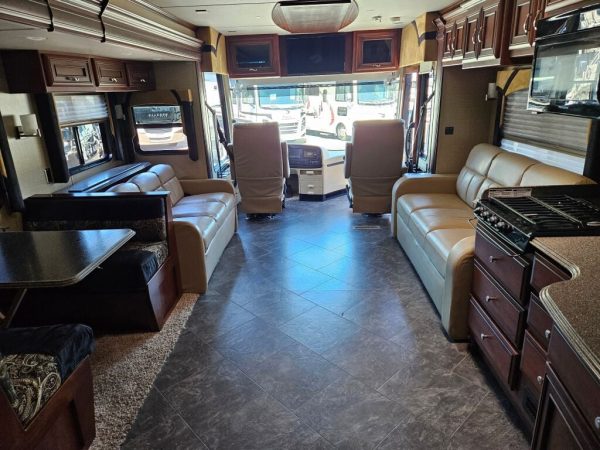 2014 Newmar Ventana LE 3845 - Image 16