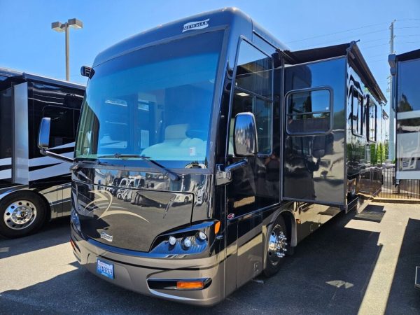 2014 Newmar Ventana LE 3845 - Image 3