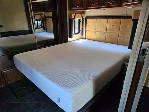 2014 Newmar Ventana LE 3845 - Image 10
