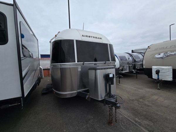 2015 Airstream Flying Cloud M-20 - Image 2